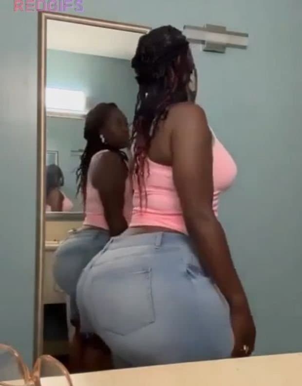 Booty Shaped Like Africa #6 ThickAF Mature n Curvy .. We Need I.D !!