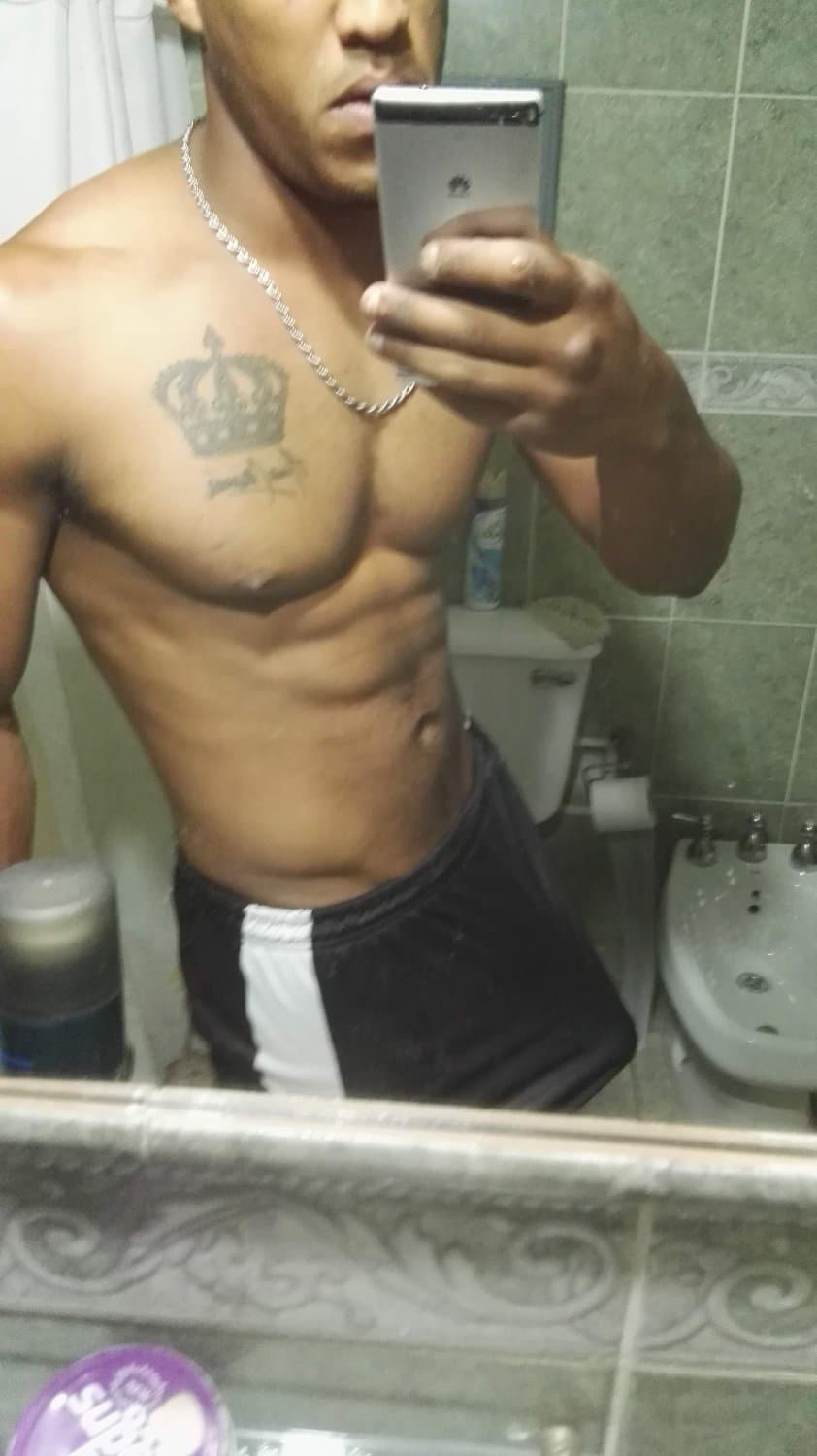 Negro25CM de argentina se cojio a mí novia y le pasó el pack xxx. Insta: niggatiger_