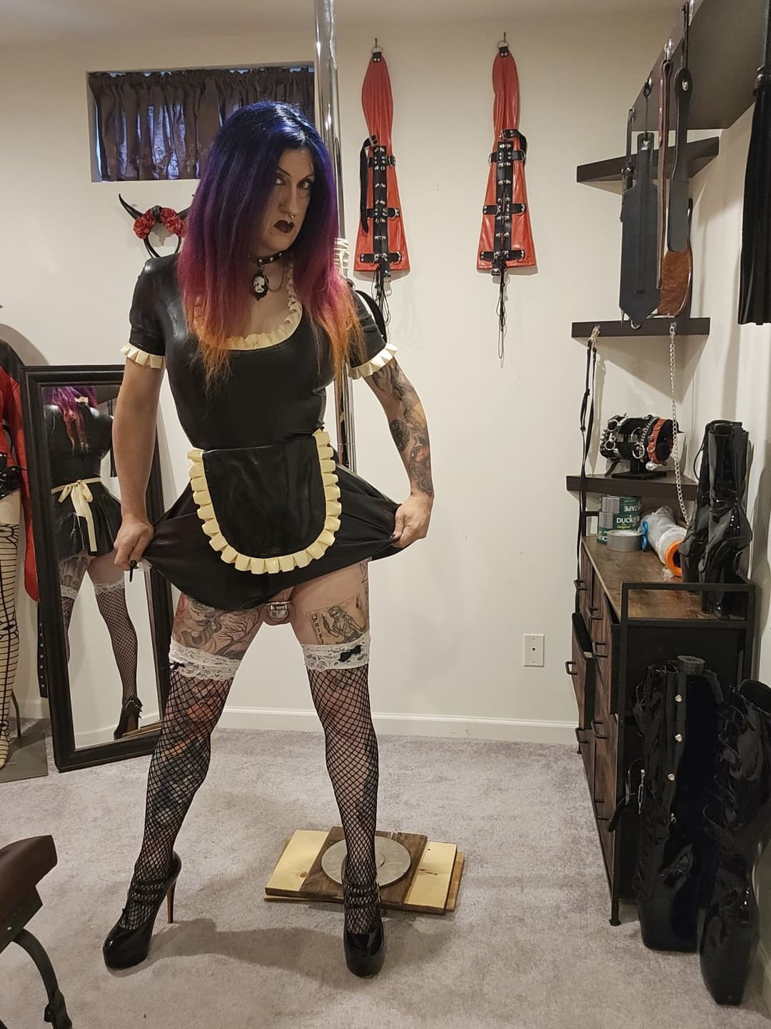 Comment what you’d do to this pathetic trans sissy latex whore.Tiffany minx @tiffanyminxcosplay