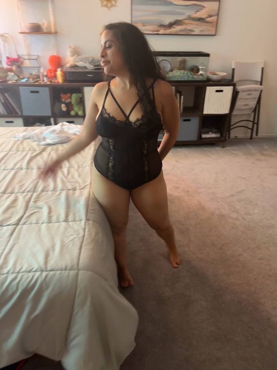 Click to view full size Margarita 33yo sexy slutty wife