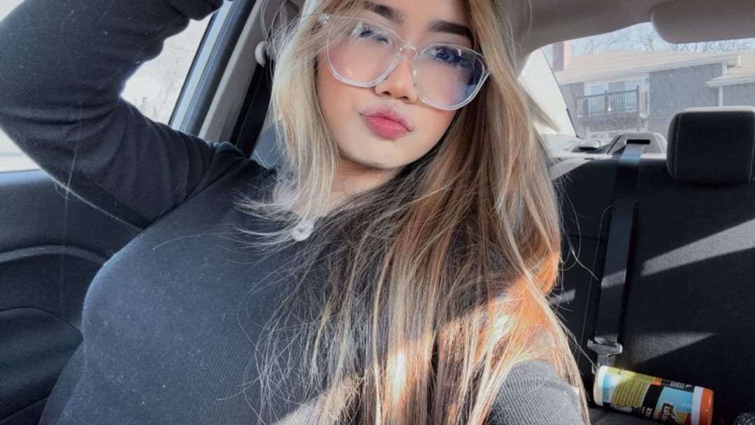 Click to view full size Sexy petite ABG teen Cece