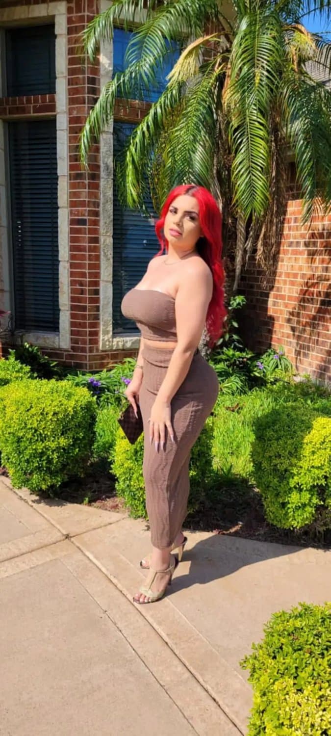 Everyone go message Serenity Vela on Facebook and tell her to start an Onlyfans