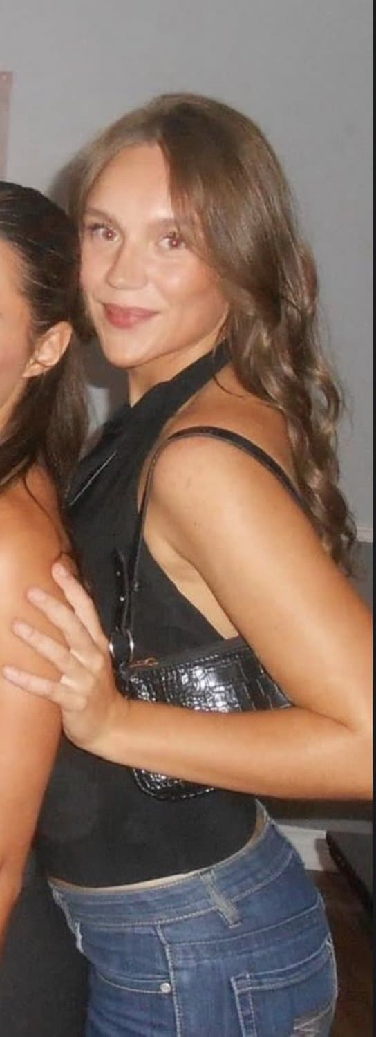 Sophomore Blonde Stunner with a gorgeous facecard