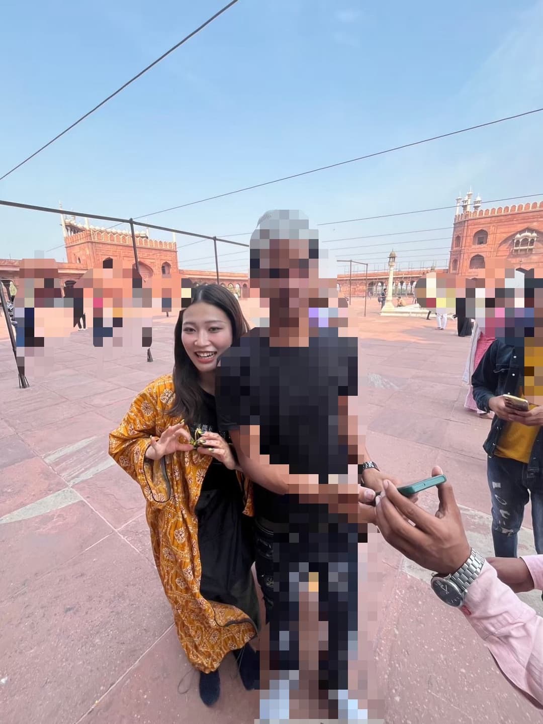 Japanese girl loves Indian men shows sexy feet and soles cheat on me in India and wears short bikini