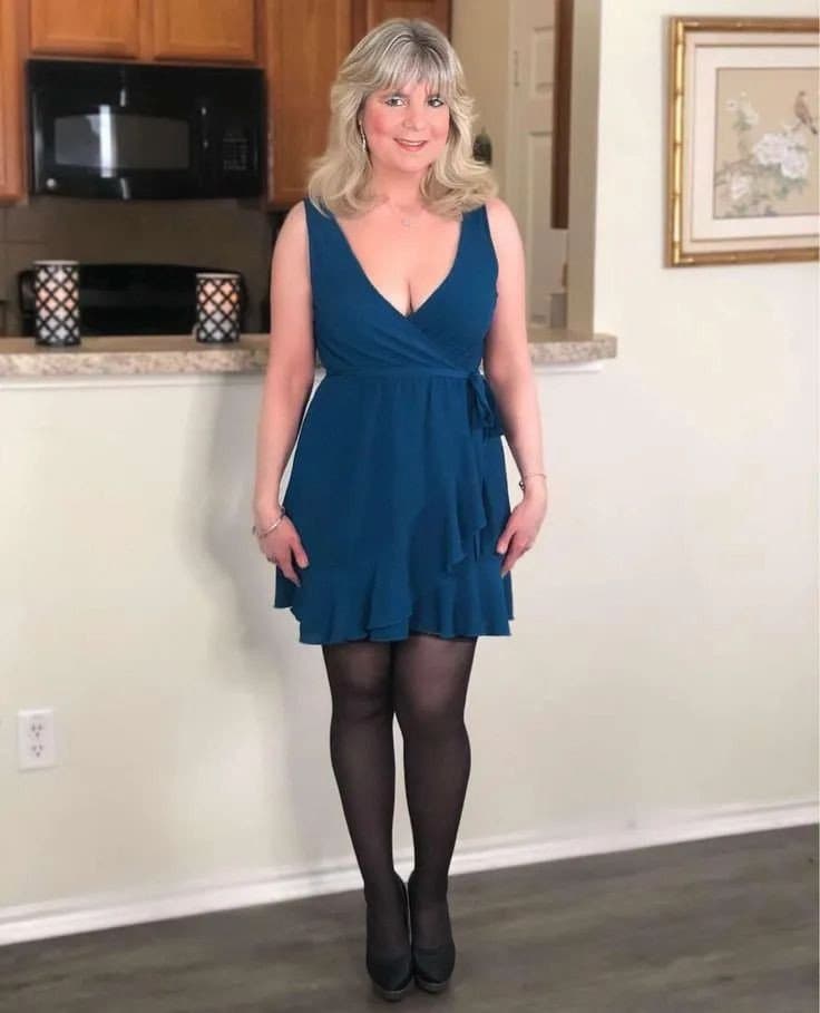 Small tits Big Tits and insertion