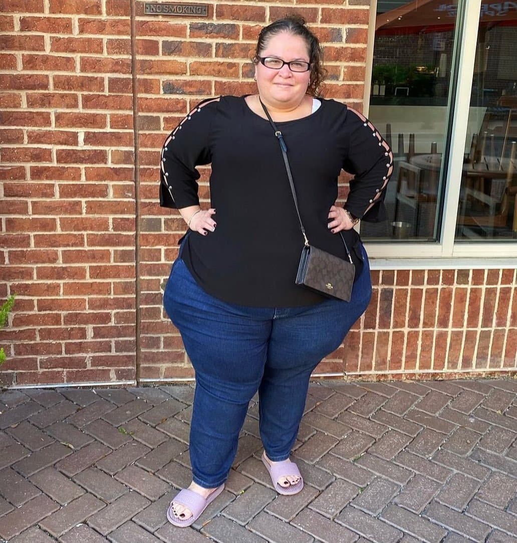 M3Ga BoOty maTur3 Mami C@NdI!