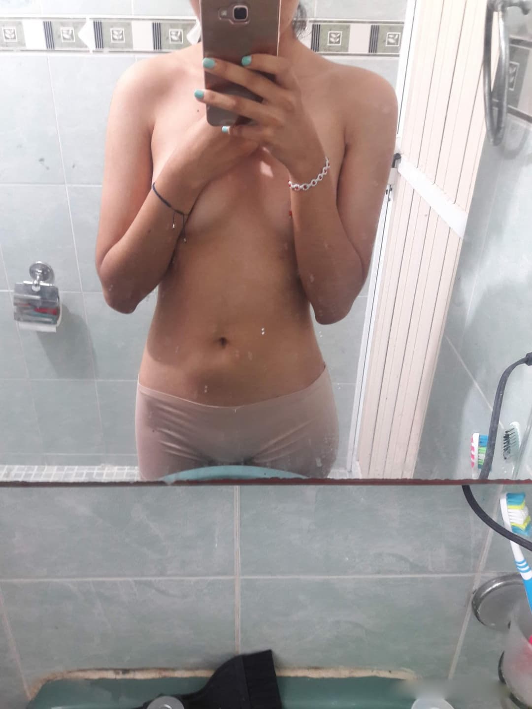 Click to view full size 18yo latina sucking a big cock and getting fucked