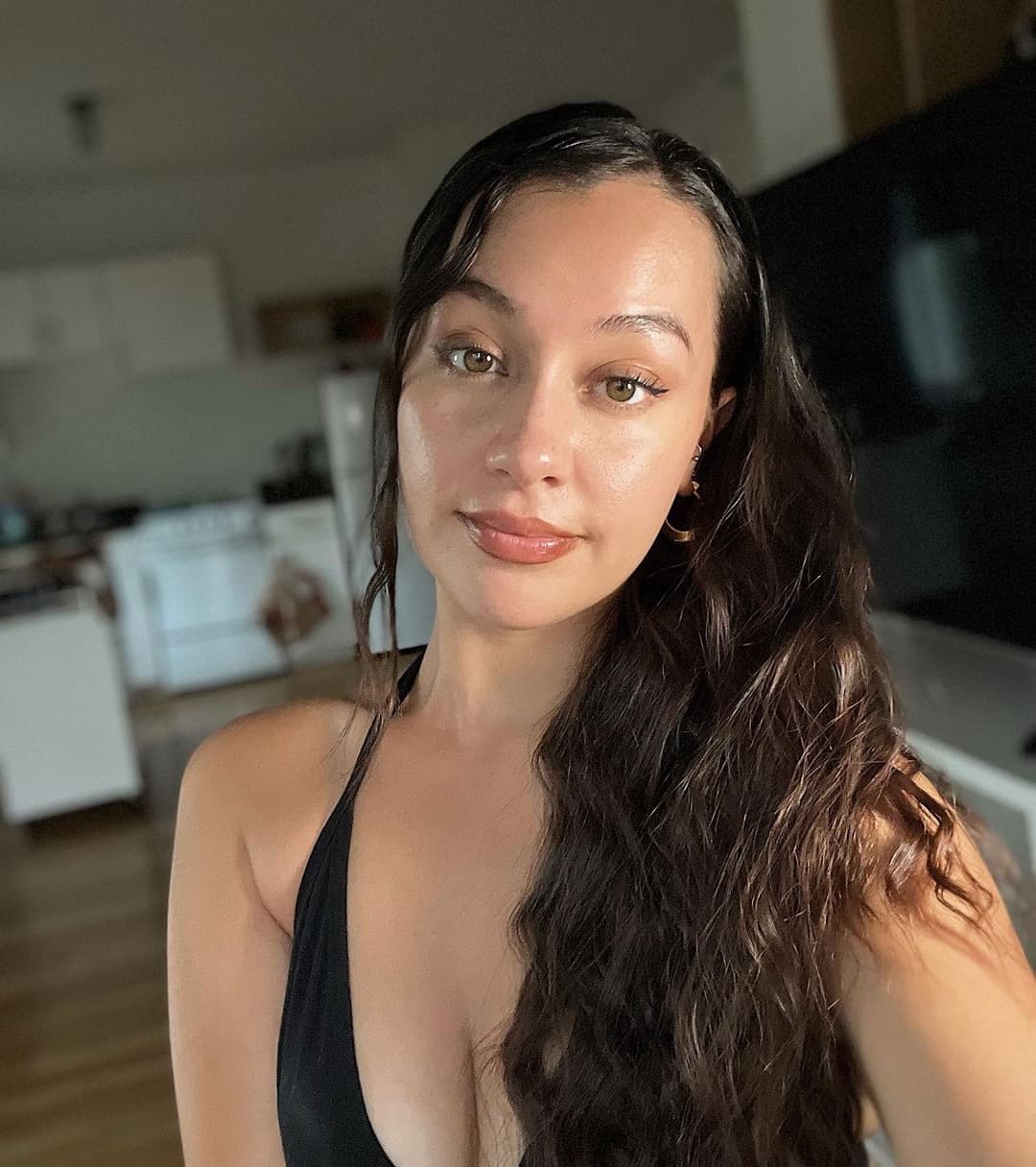 latina milf. Would you pull out?