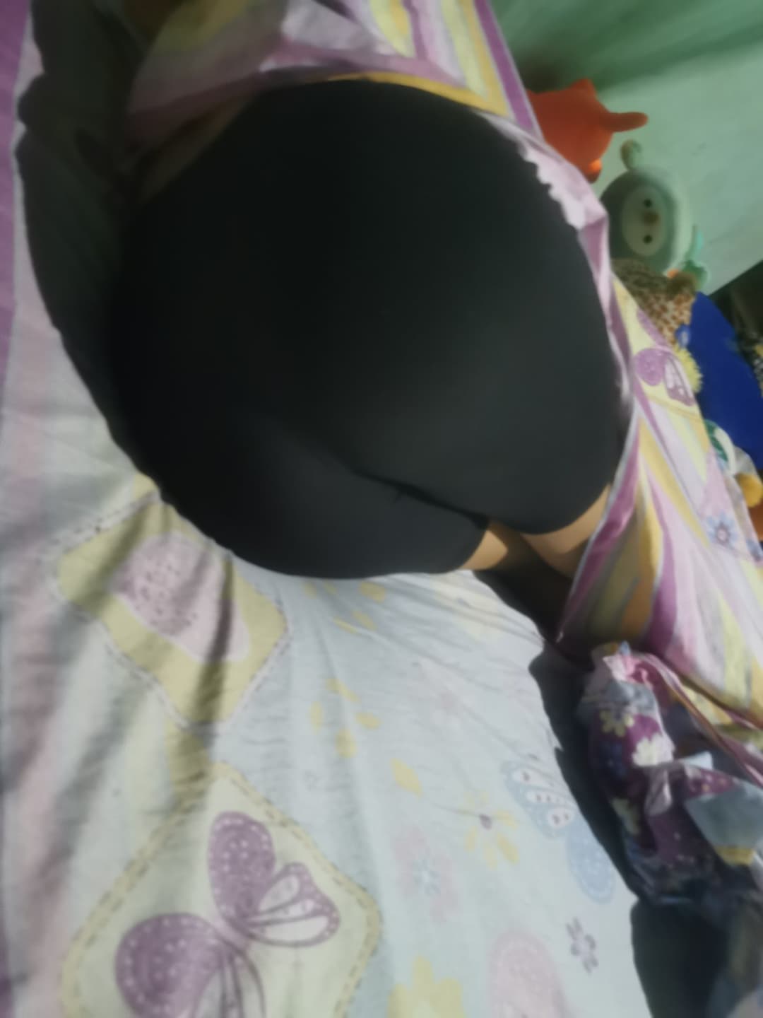 Madrastra de 29 años coje con su hijastro diario ????