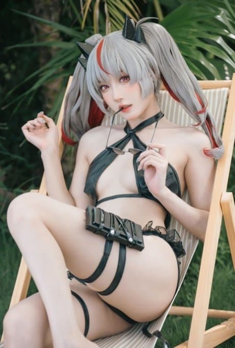 Sexy Half Asian Swimsuit Pics 1