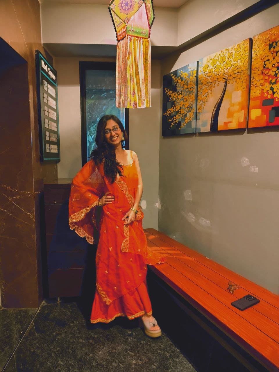 Desi Indian Horny Beautiful Club Girl With Different Guys Full Nude & Sucking Dick Blowjob