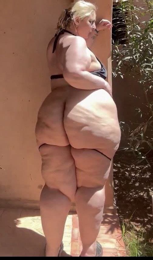 Le gros boule délicieux de kimber