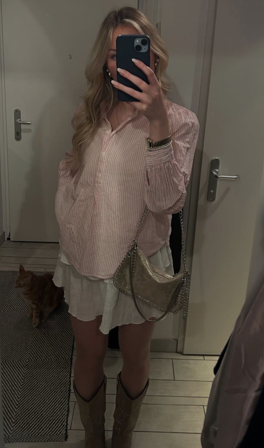 Someones slutty blonde hot daughter Anna.  Make daddy proud as a webslut