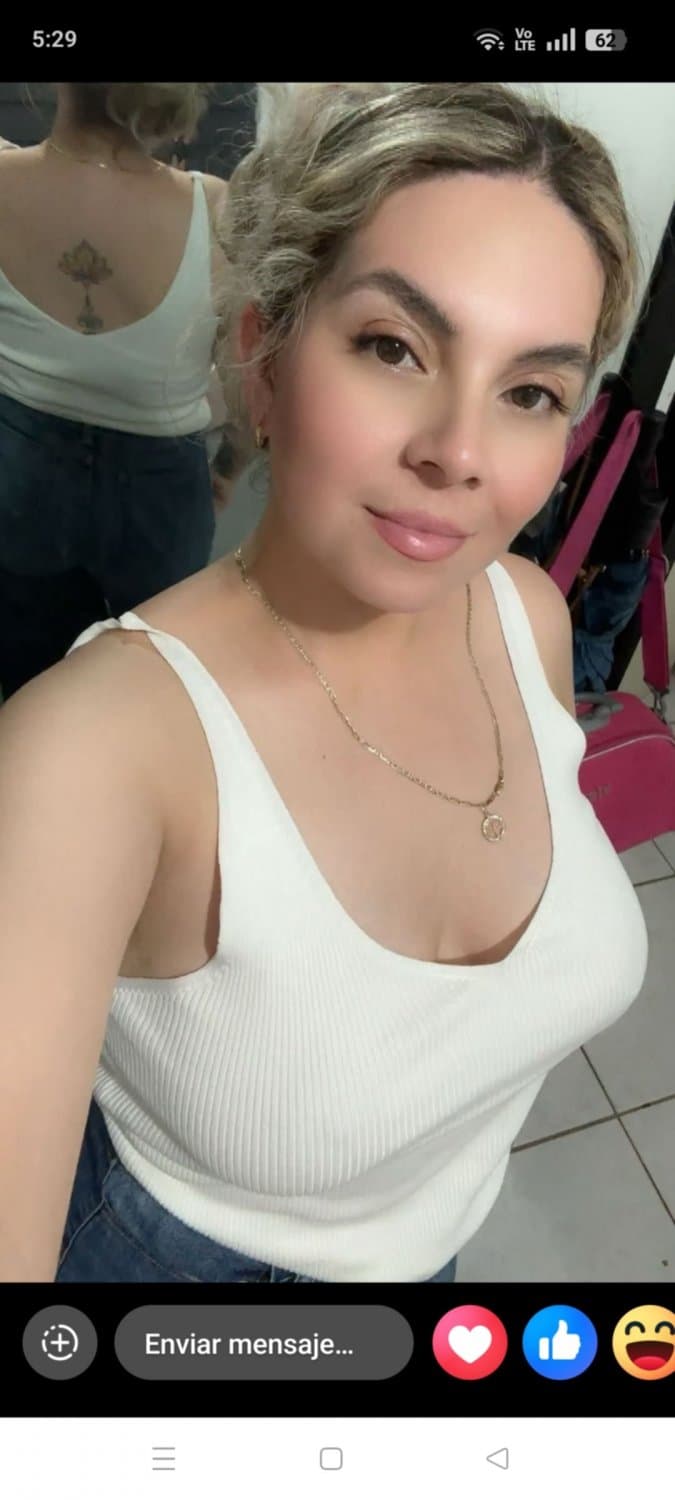 Sexy y guapa enfermera del IMSS??