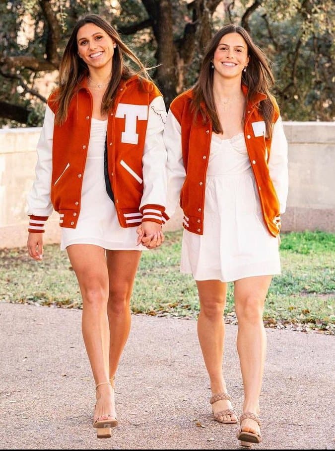 Hot College Athlete Kelly(Uniform)(Bikini)