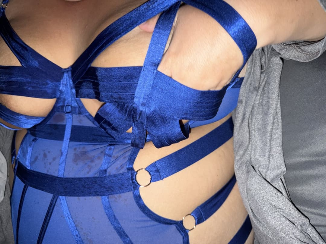 Bbw Amber blue lingerie lactating