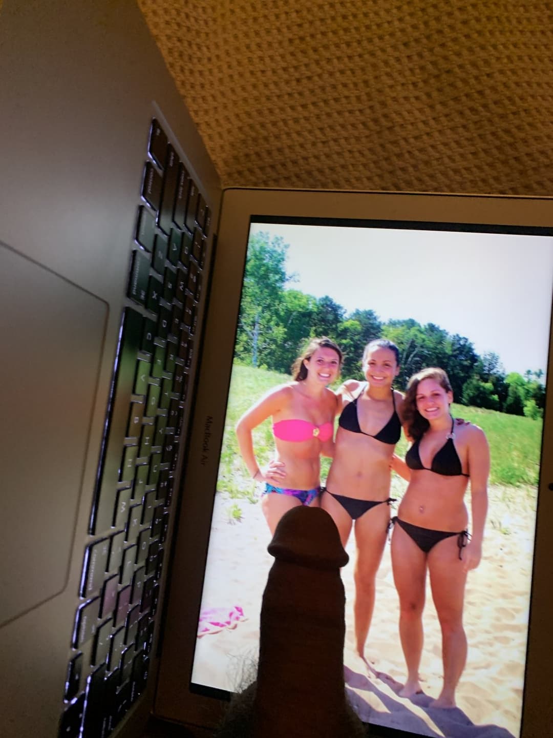 Cocking and Cumming Bikini Girls!