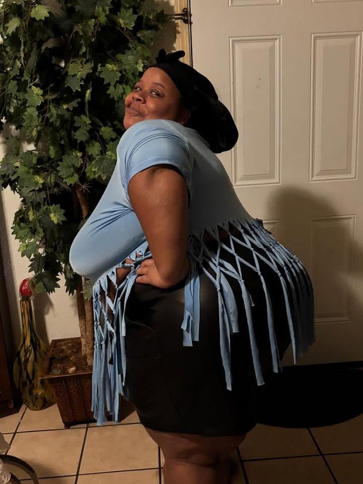 GRANNY EBONY HUGE BIG ASS SSBBW BBW GOONER MATERIAL