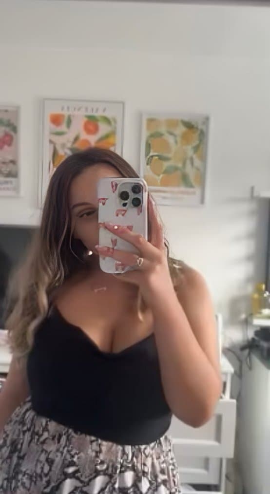 Pretty amateur can self fist