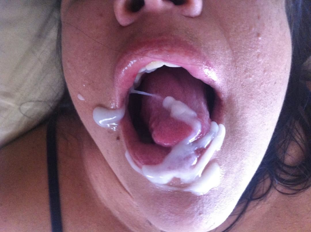 I love sperm in every hole. I can never get enough. Give me my Whore food..❤️?