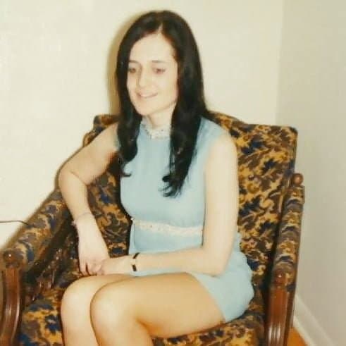 ElizabethSUB wearing a blue MINI dress.......