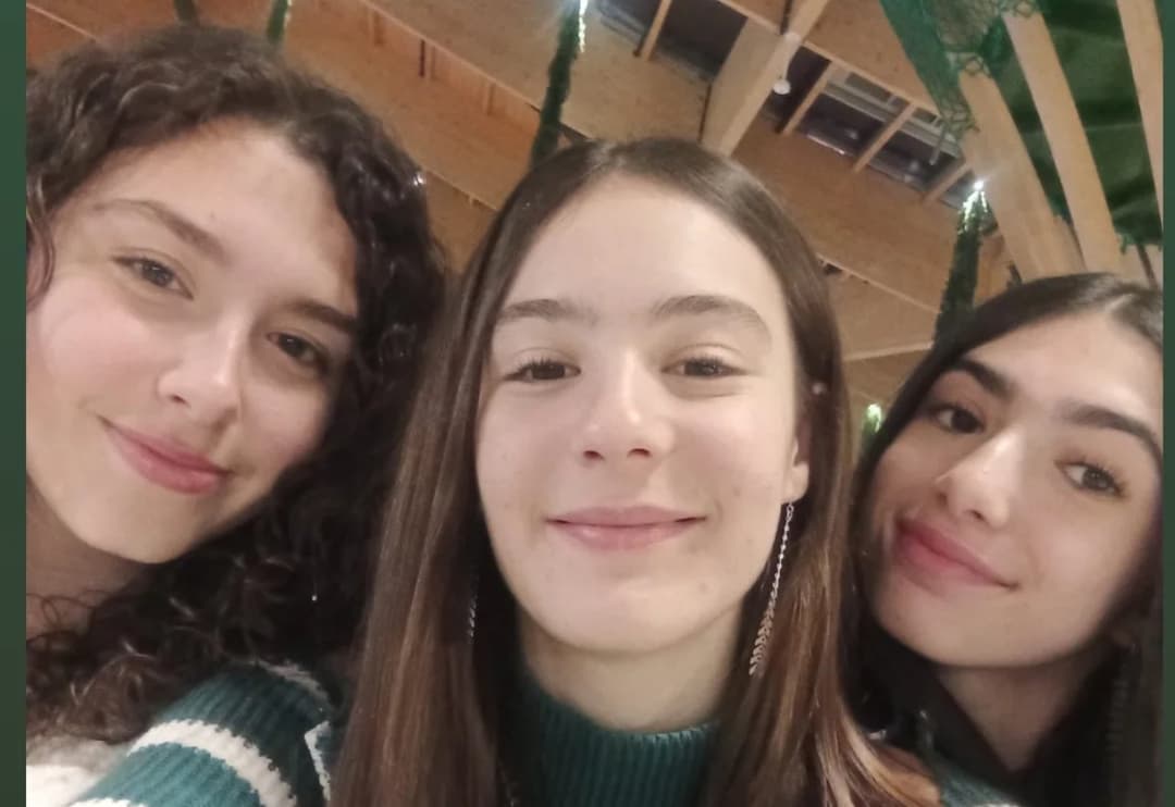 Reunión de putas principalmente de tres recien cumplidos 18 alba Sofía y Andrea