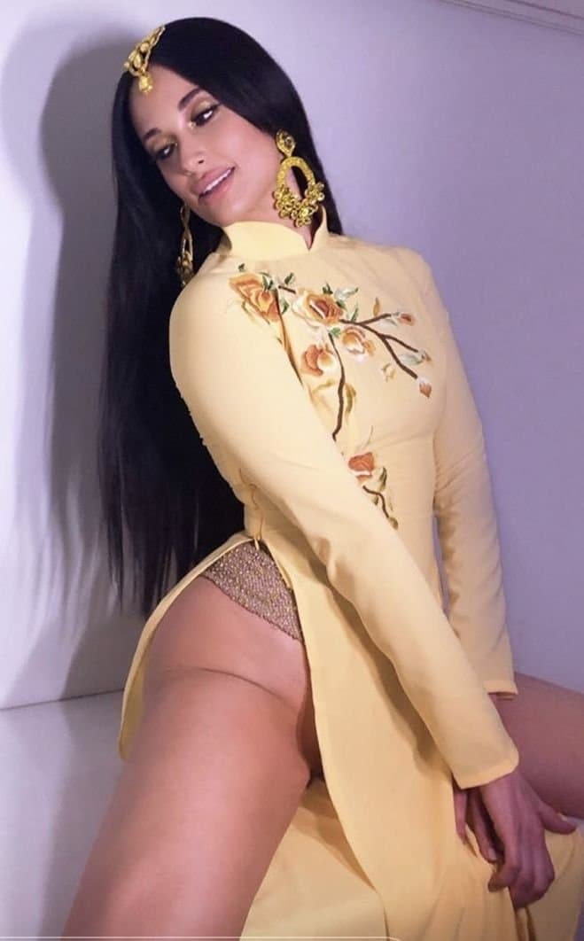 Kacey Musgraves Big Luscious Breast & Hot Beautiful Ass & Banging Body makes me Leak so much ??