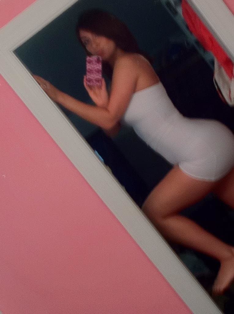 Click to view full size Stephanie’s new content slut nurse MILF cute sexy