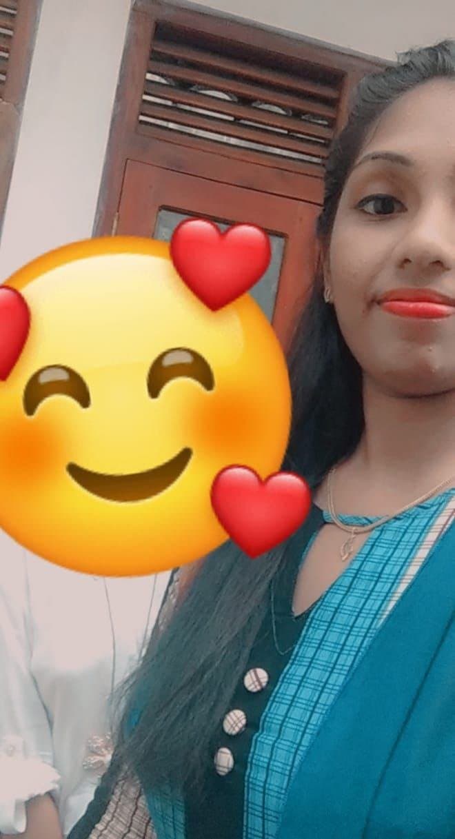 NAUGHTY BUSTY BANGLA GF ? SELFSHOT TEASING