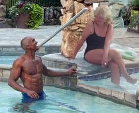 64 yr old BBC Whore Donna