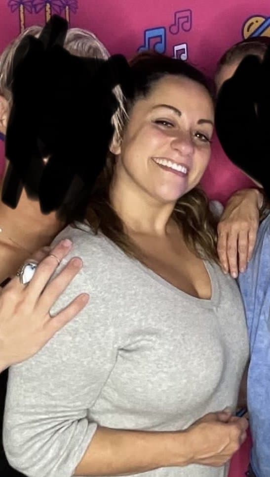 Thank you Monochrome12 for sharing this amazing scene of Rachel C’s big jiggly tits at Mardi Gras