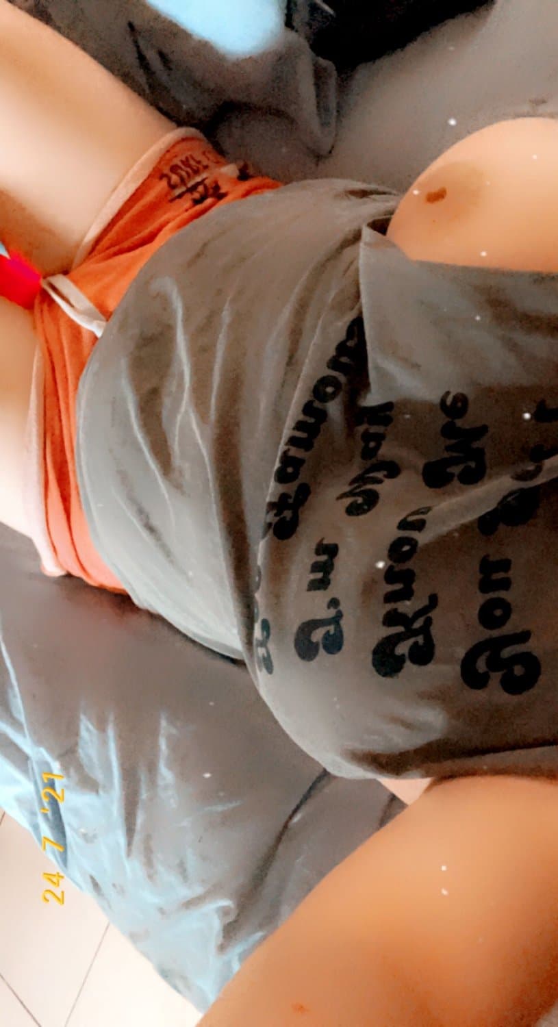 Naughty Tampa house wife milf Laila