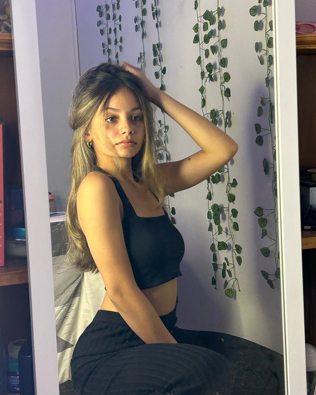 Which South African girl would you chose? You got 48 hrs with her. 1-10  choices