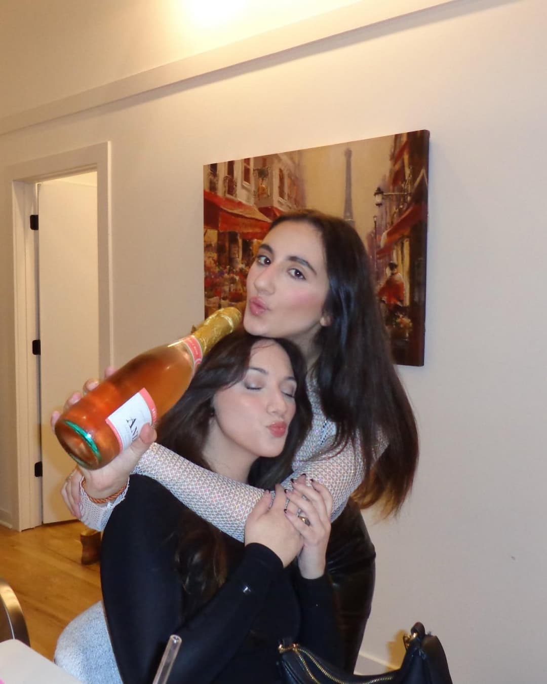 Click to view full size College Crush Lisa Sandson (@lisa.sandson). Comment your favorite pics.