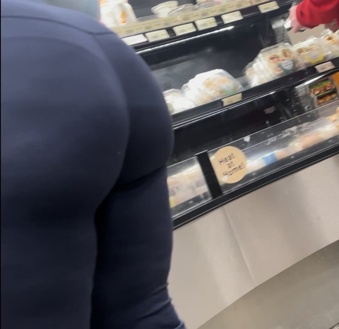 Click to view full size Thick ebony with super phat ass Gina