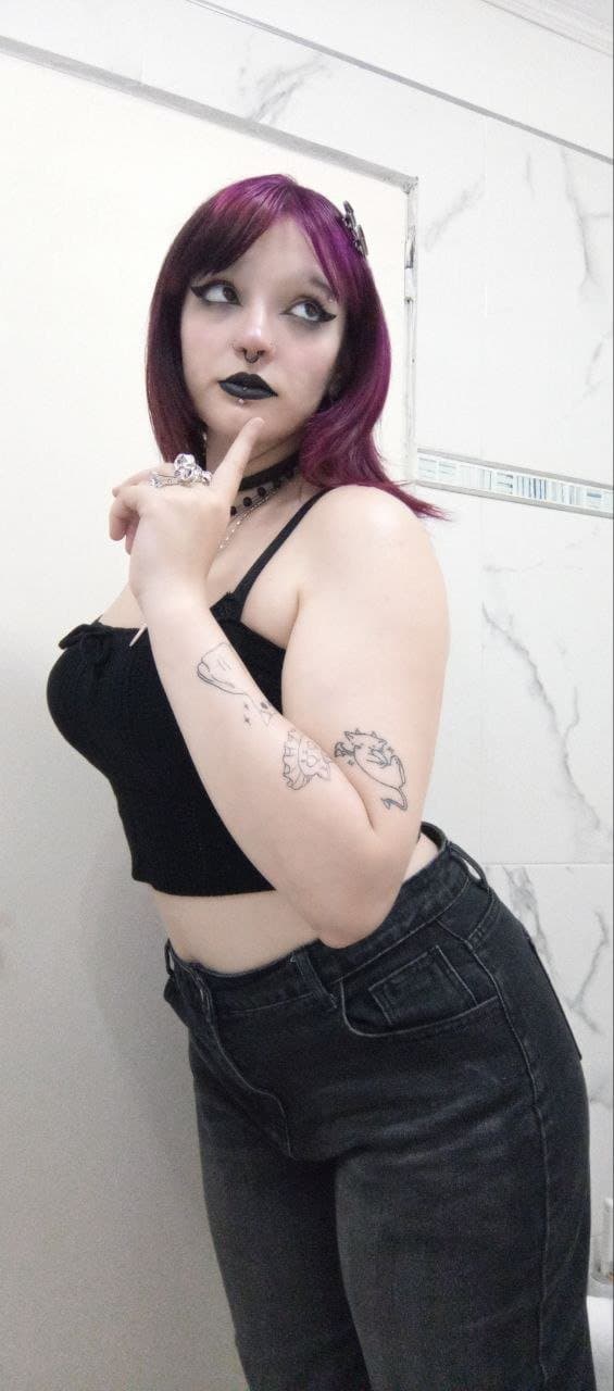 GOTICA ARGENTINA CULONA!????