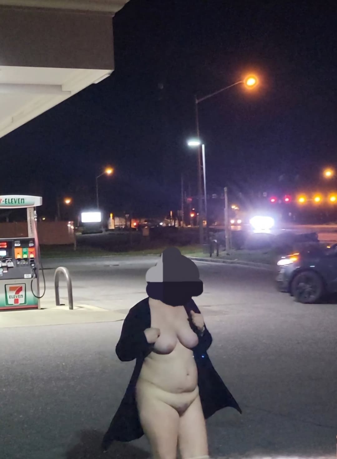 Wife Risky Public Nudity-PublicNudeWife