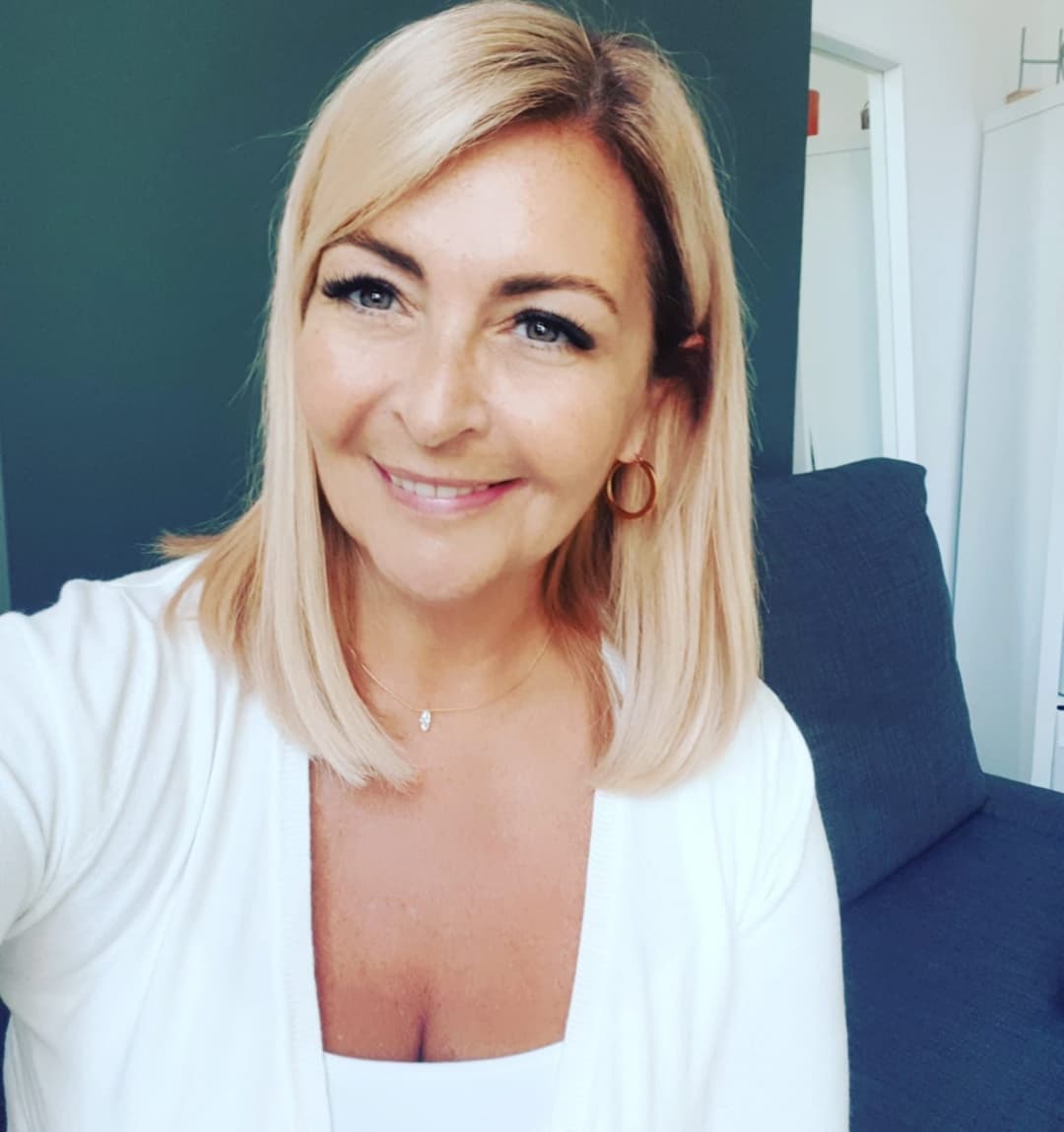 Ann Cath mature beauty