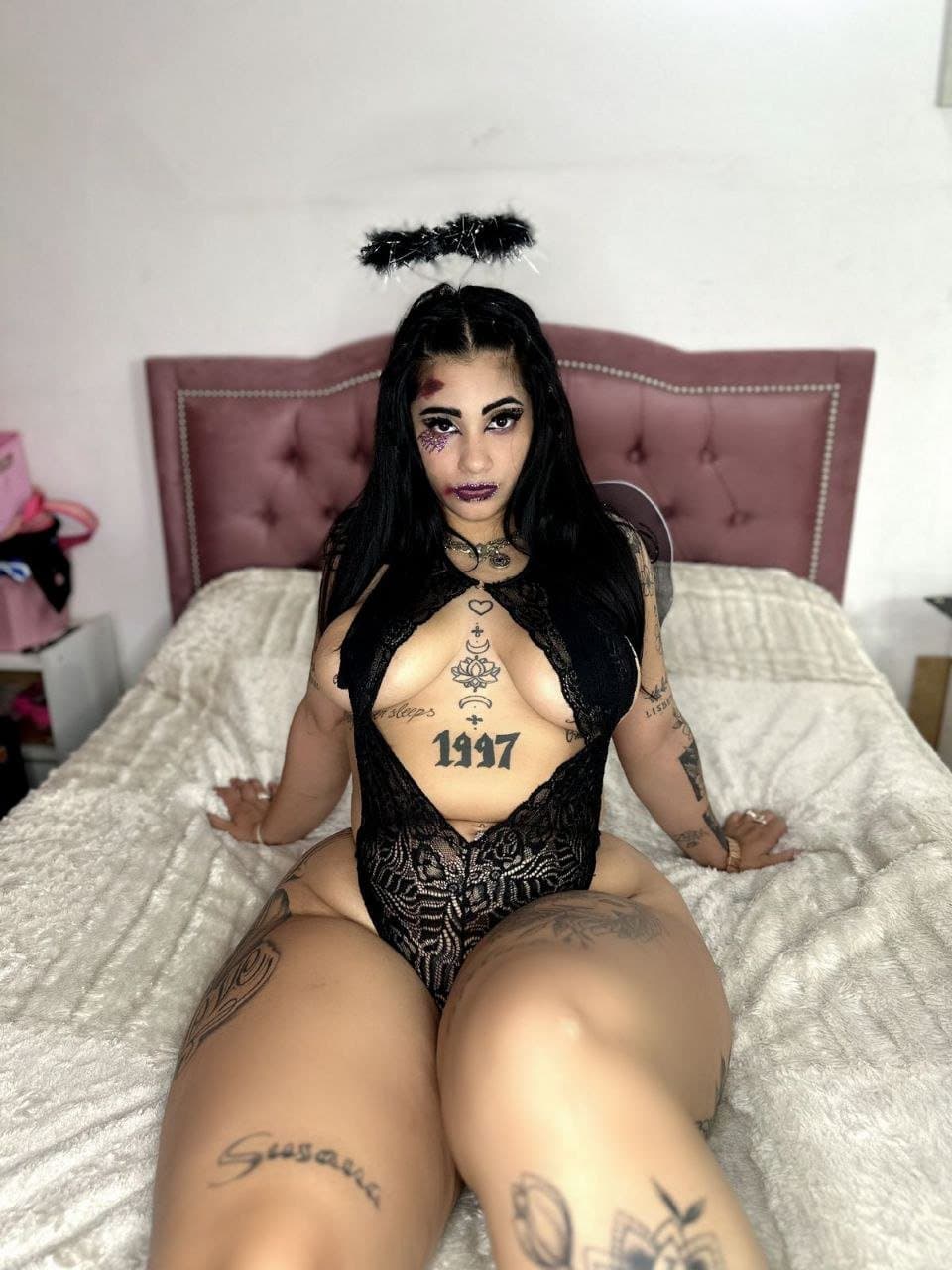 IG; @ITSGENESISBEBE_ PUTA ARGENTINA, BIEN PUTA Y BARATA.