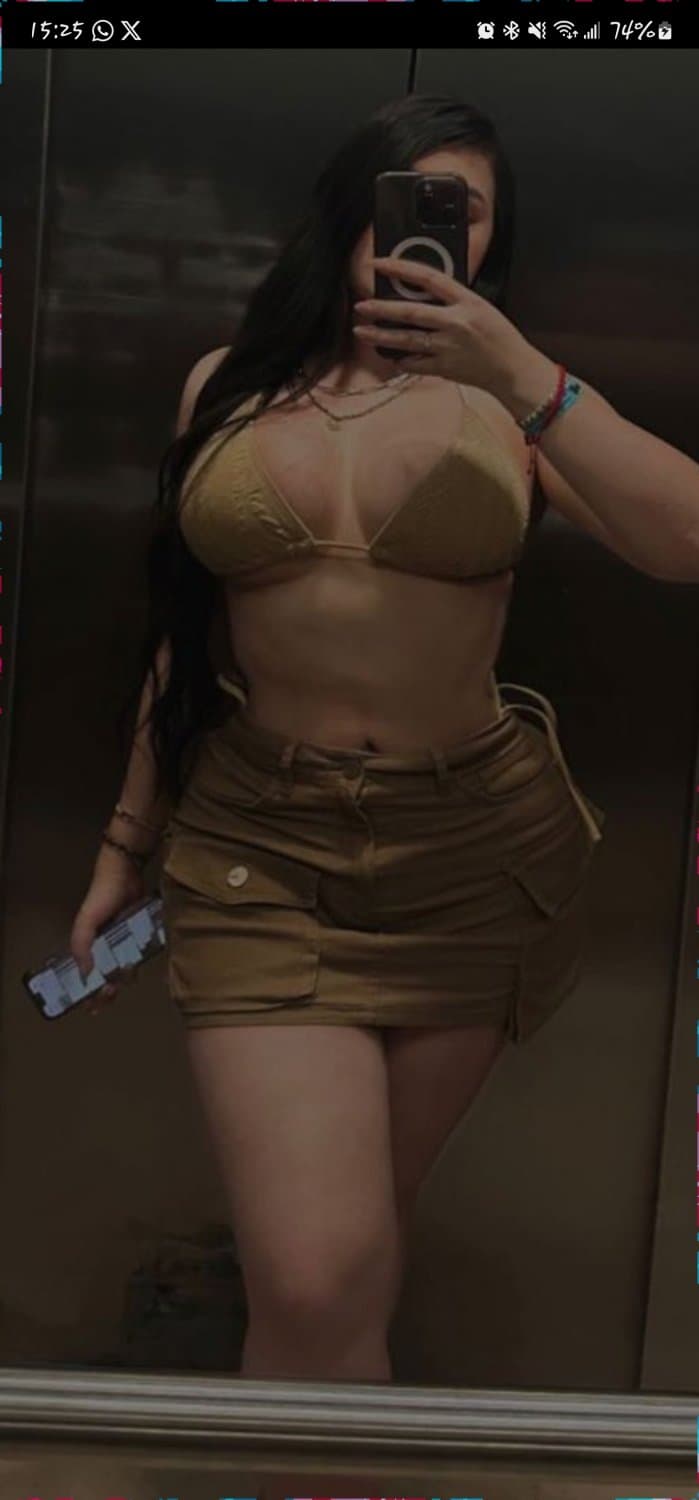 Chica buchona hermosa y de muy buen cuerpo