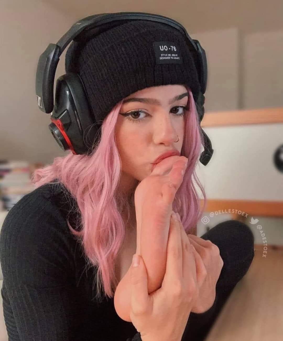 Foot Toes Selfworship