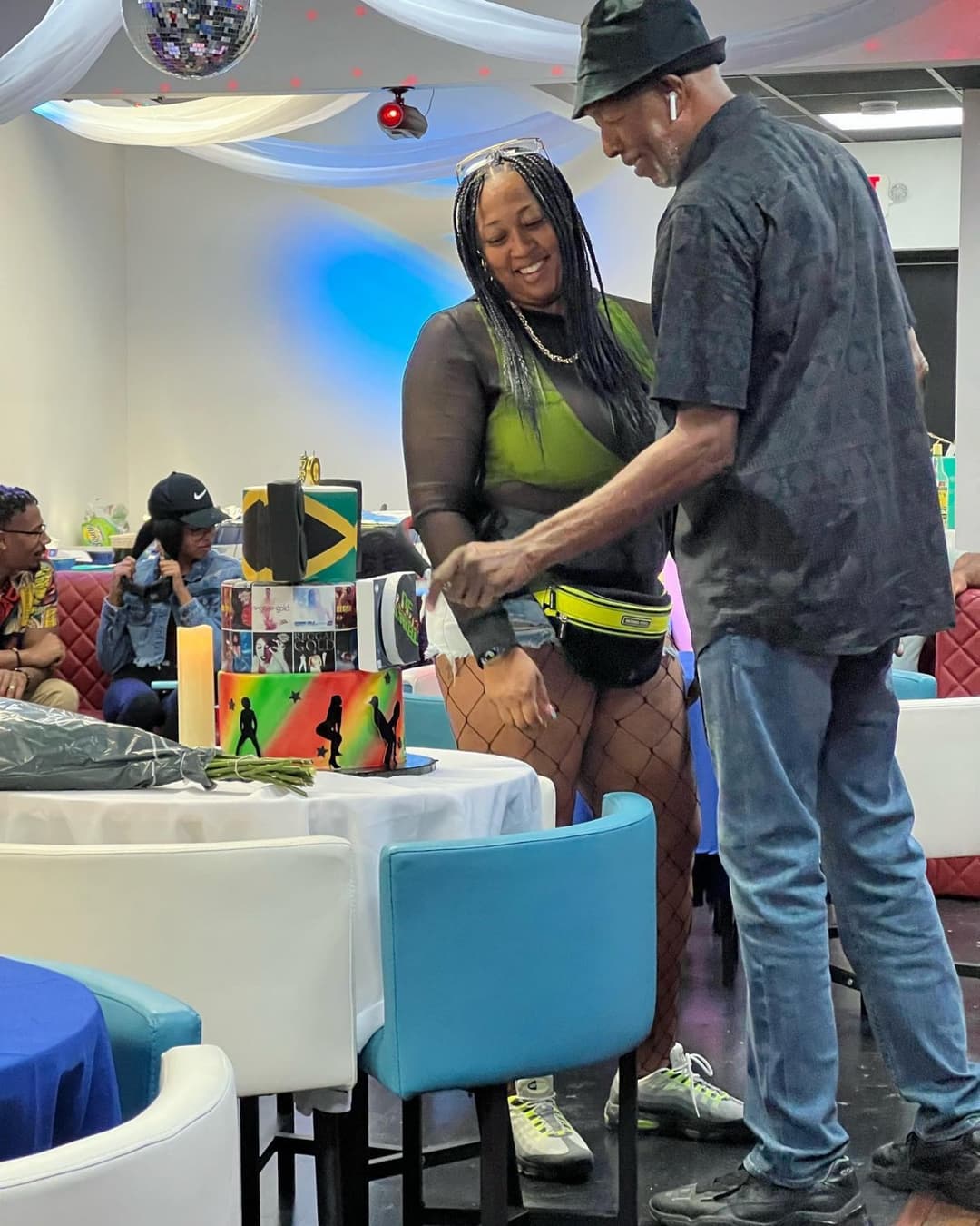 Click to view full size Big Titty Jamaican Girls