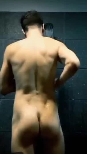 dumb jock shower spy cam @jakub_emski93 on instagram