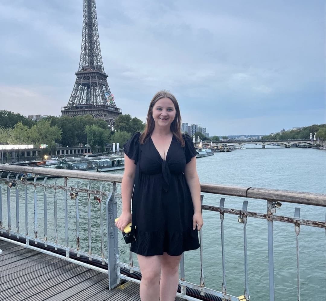 Canada - Rianne, thick ‘n busty country girl