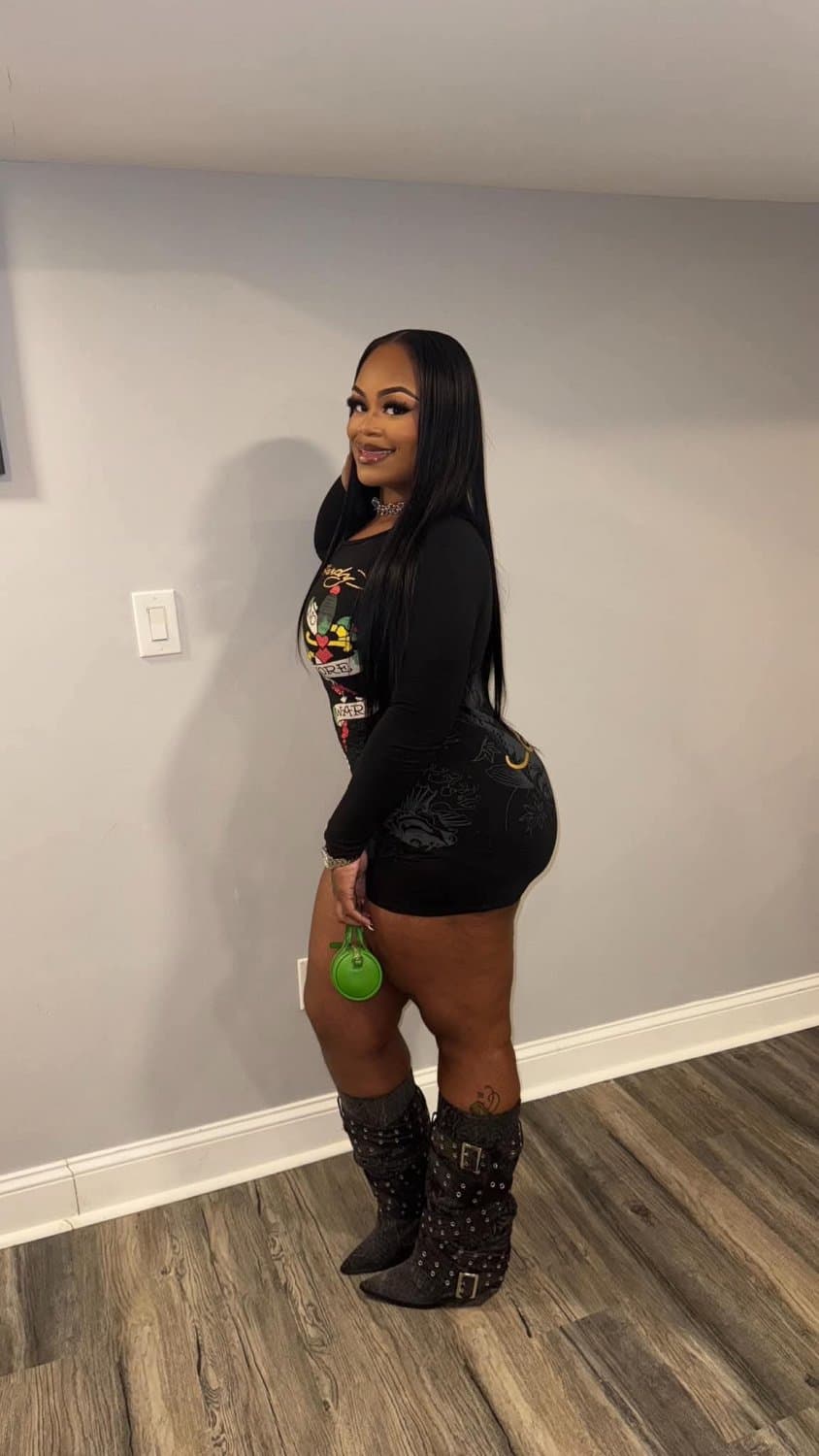 JUICY THICK BIG ASSES LATINA EBONY BBW SSBBW