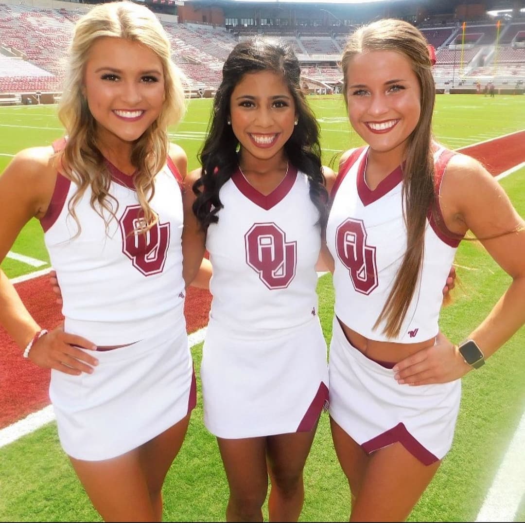 Tight Tiny College Cheerleader Georgie (Bikini)(Uniform)