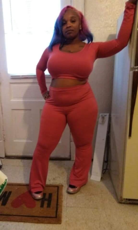 Freaky Bi Bbw Auntie (She need to start a only fans) I would not pull out 19