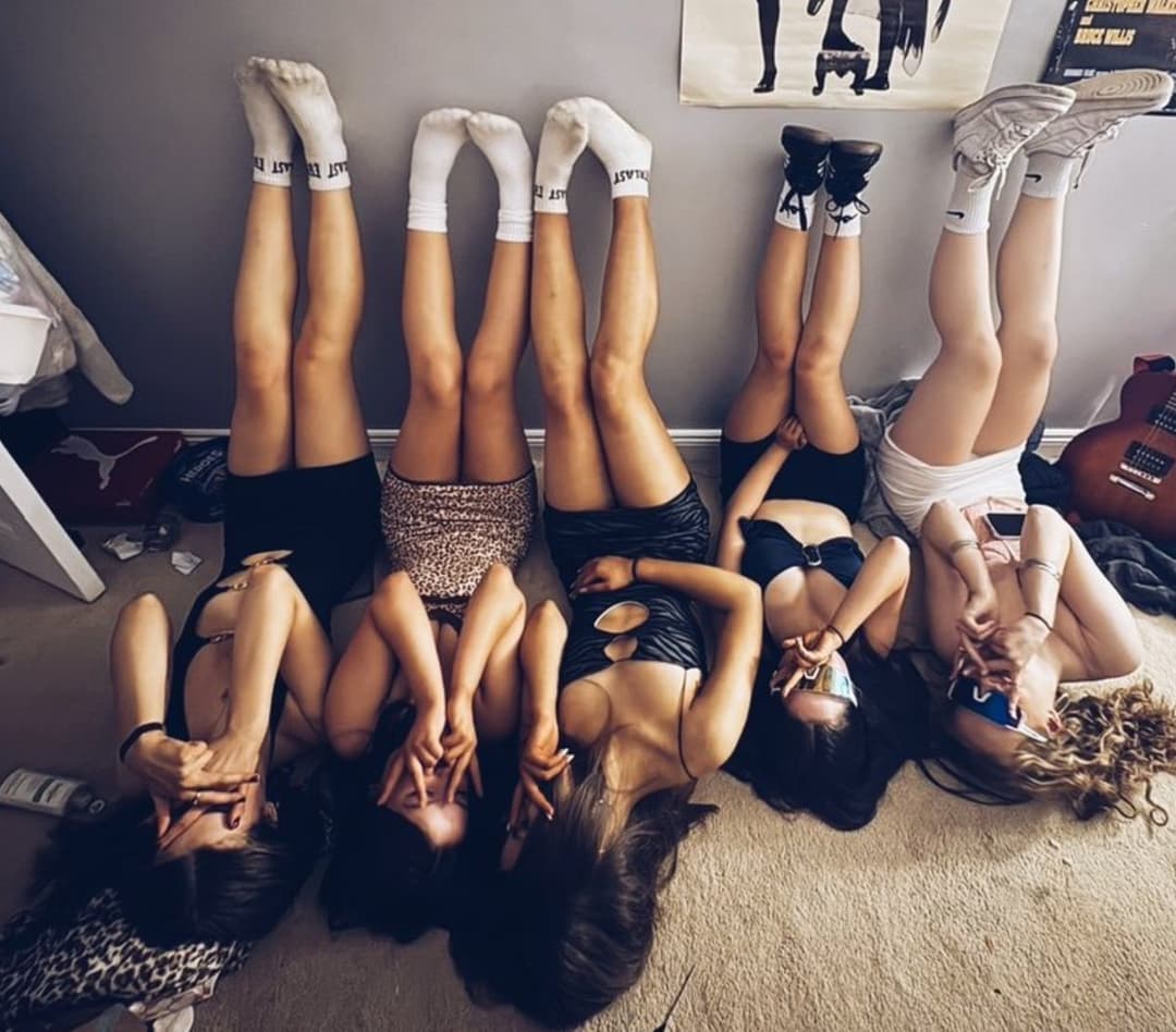 Collage girls clothed exosed