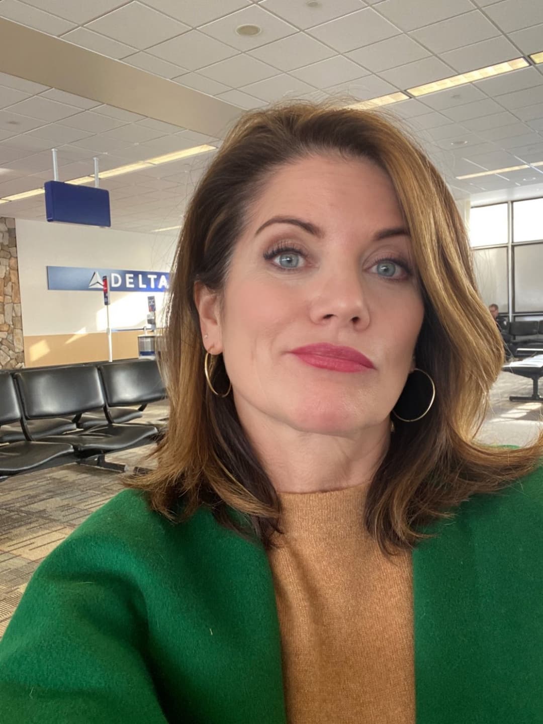 Alix Kendall TV News Milf