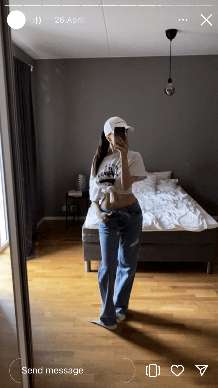 He shared his swedish crush Juliana.